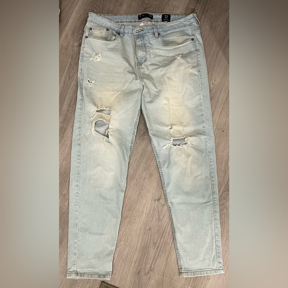 Ring of Fire Men's Light Blue Distressed Slim Jeans 36x30